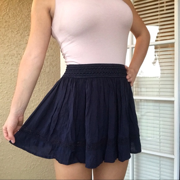 Aeropostale Dresses & Skirts - 3/$20 🌸 Aeropostale Navy Blue Circle Skirt